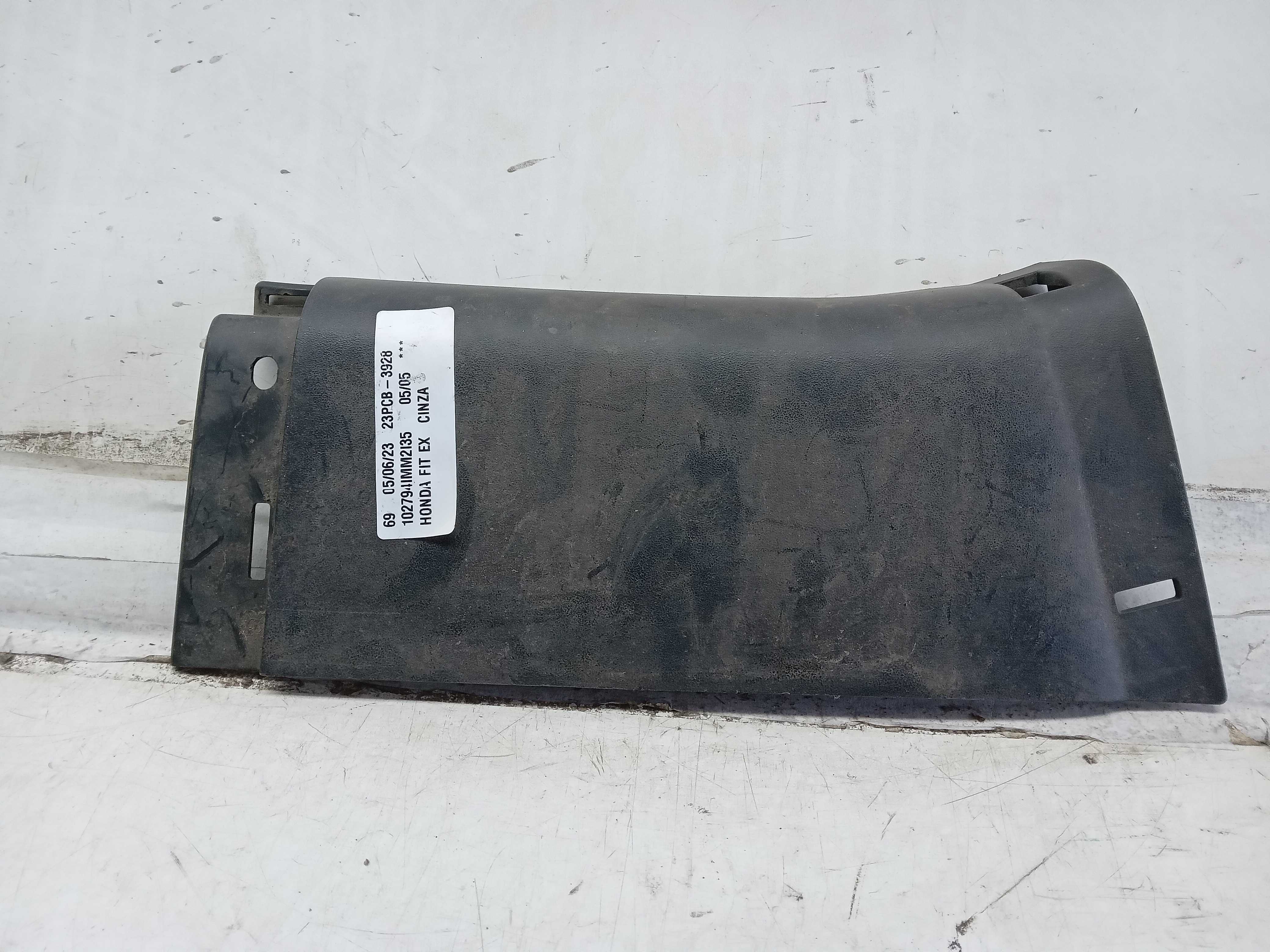 SOLEIRA PISANTE PORTA TRASEIRA LD HONDA FIT 2005 2