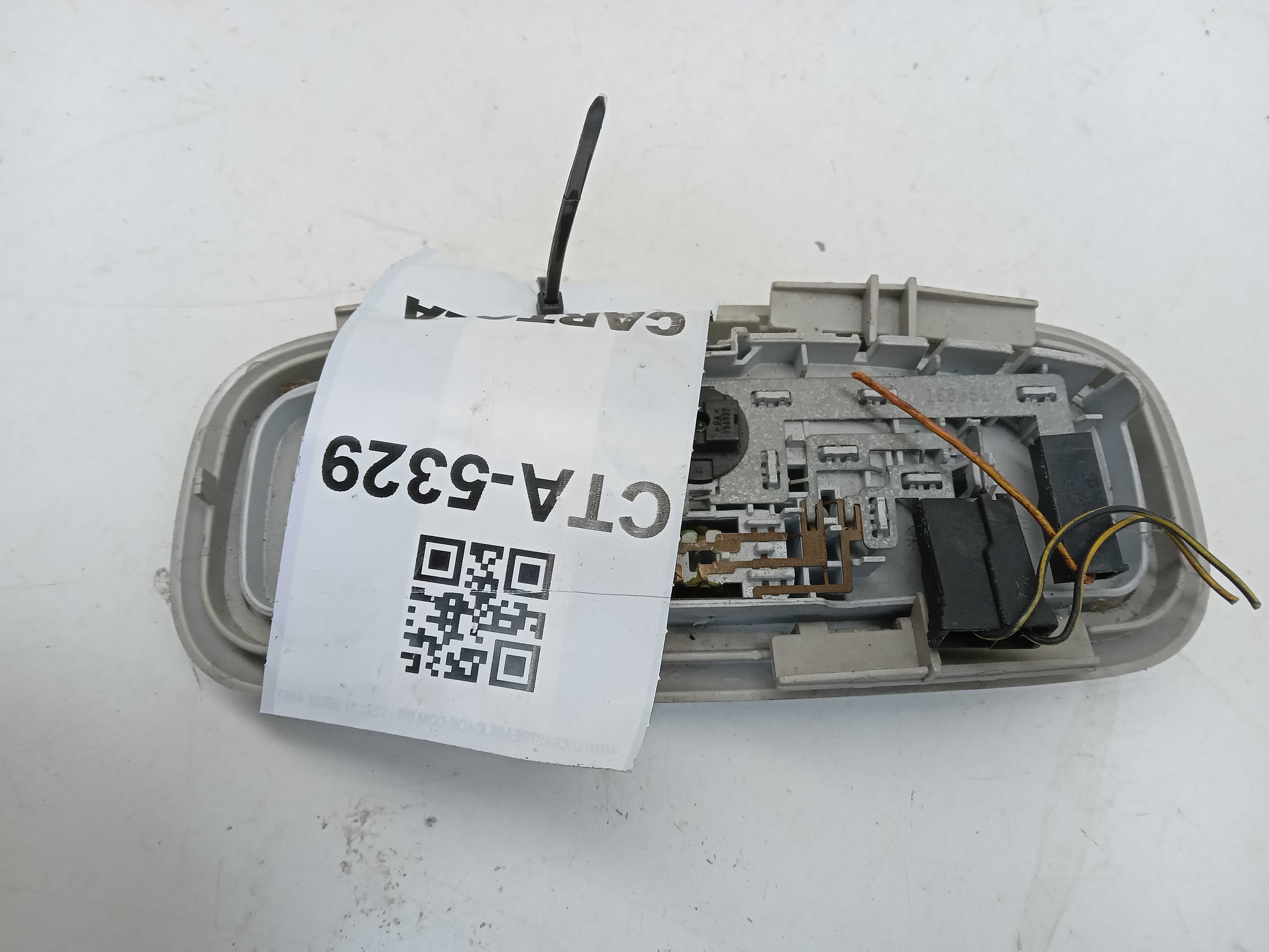 LUZ TETO FORD FOCUS 2009 2