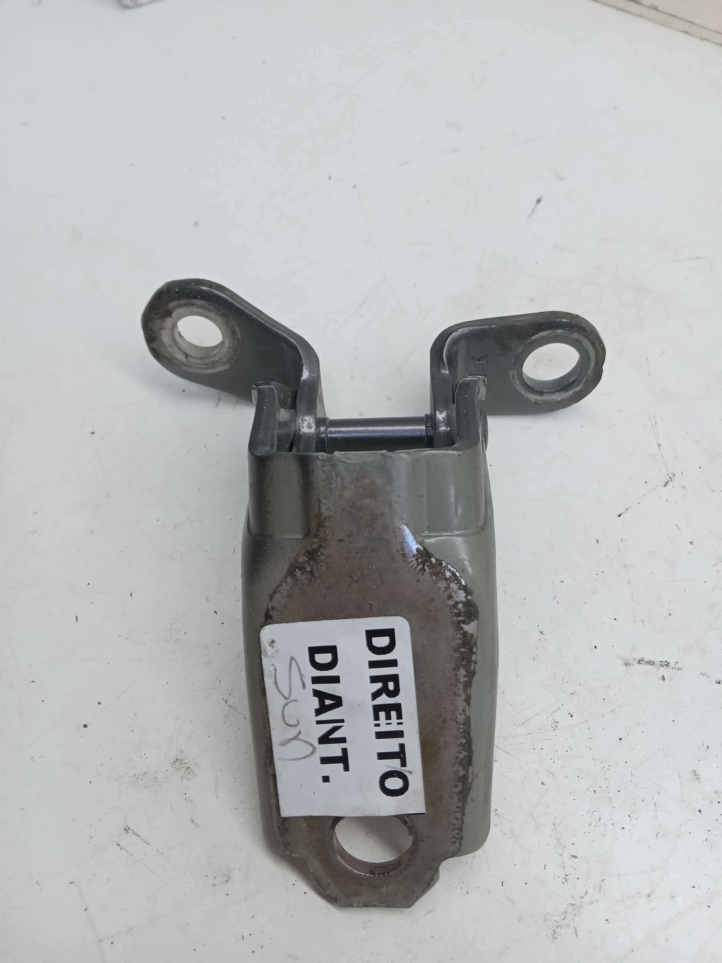 DOBRADIÇA SUPERIOR PORTA DIANTEIRA LD HONDA HRV 2015 1