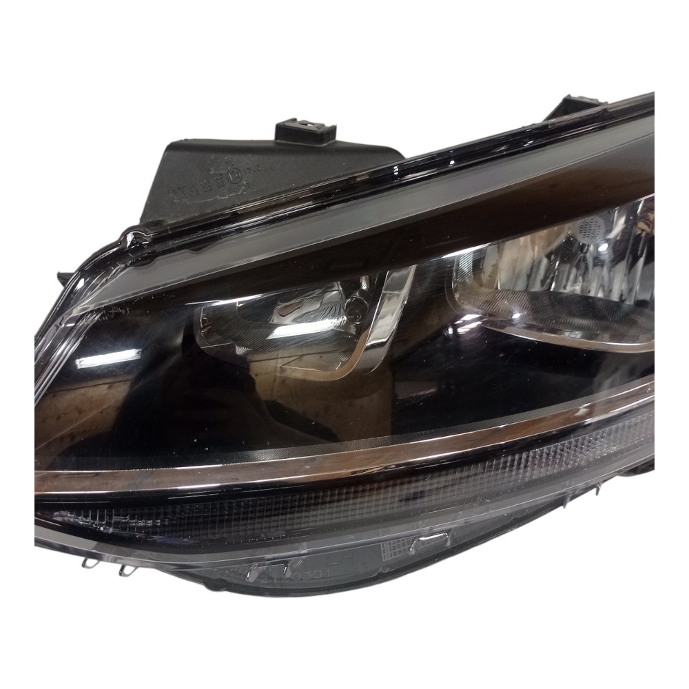 Farol Esquerdo Vw Fox Spacefox 2014 A 2016 Com Detalhe 2