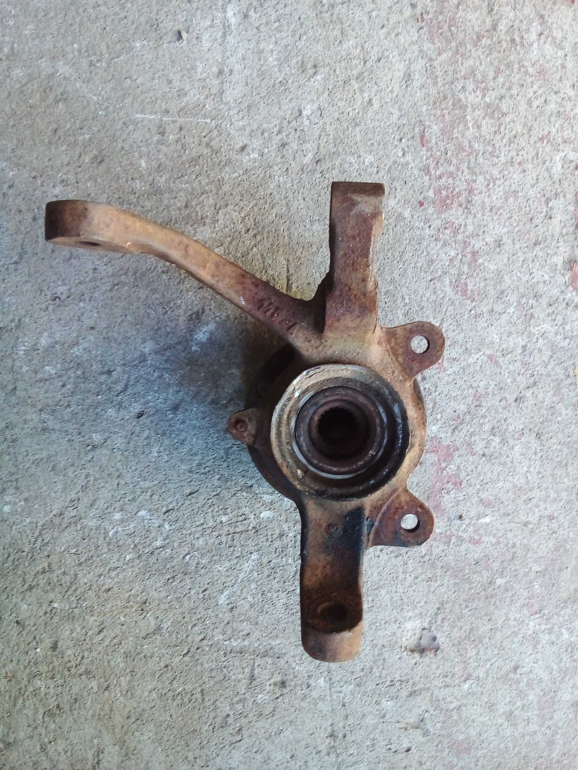 CUBO MONTANTE DIANTEIRO ESQUERDO FIAT UNO