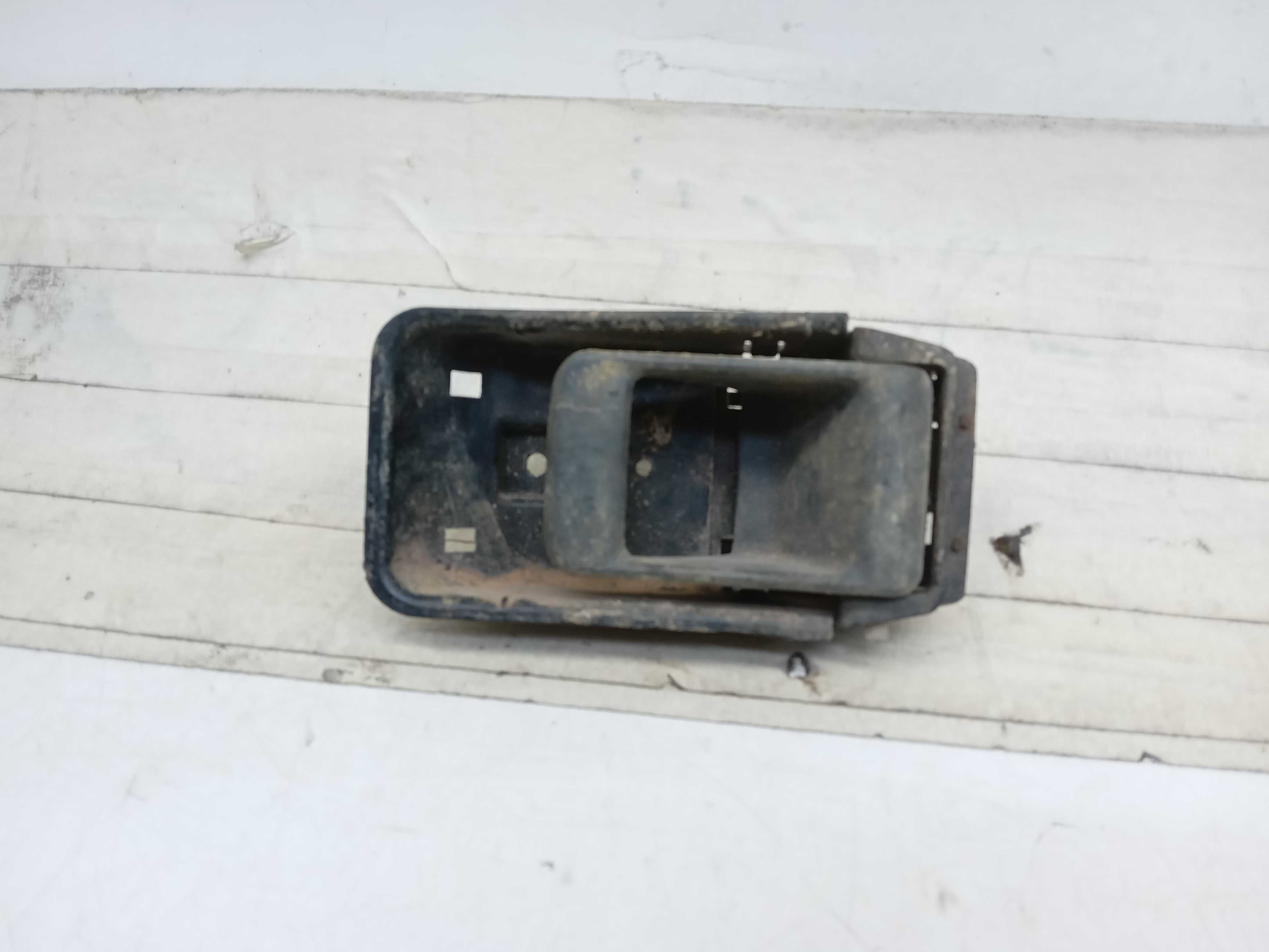 MAÇANETA INTERNA PORTA TRASEIRA LE DUCATO 1998