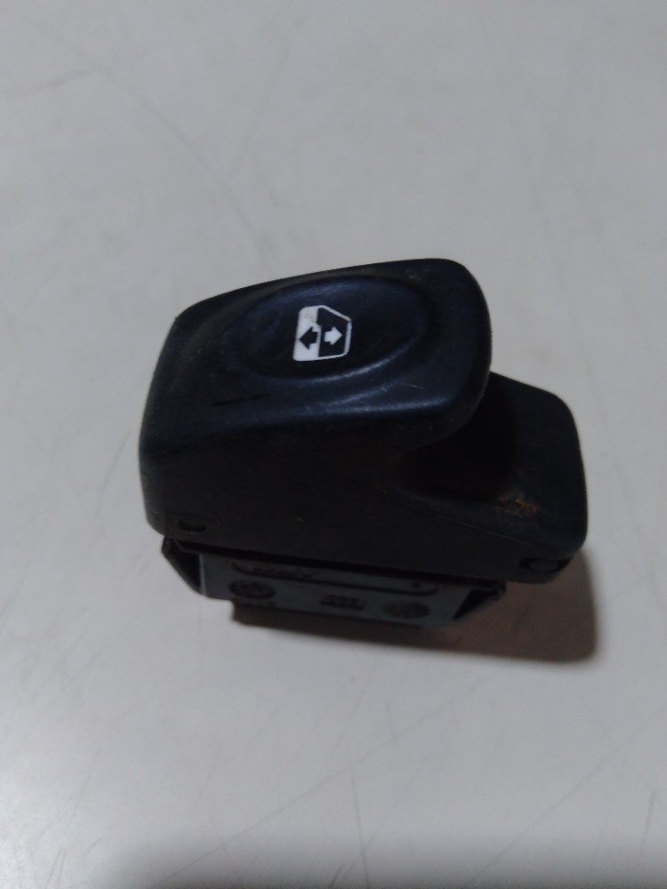 Botão simples vidro Renault Sandero Logan Clio 2009 a 2013