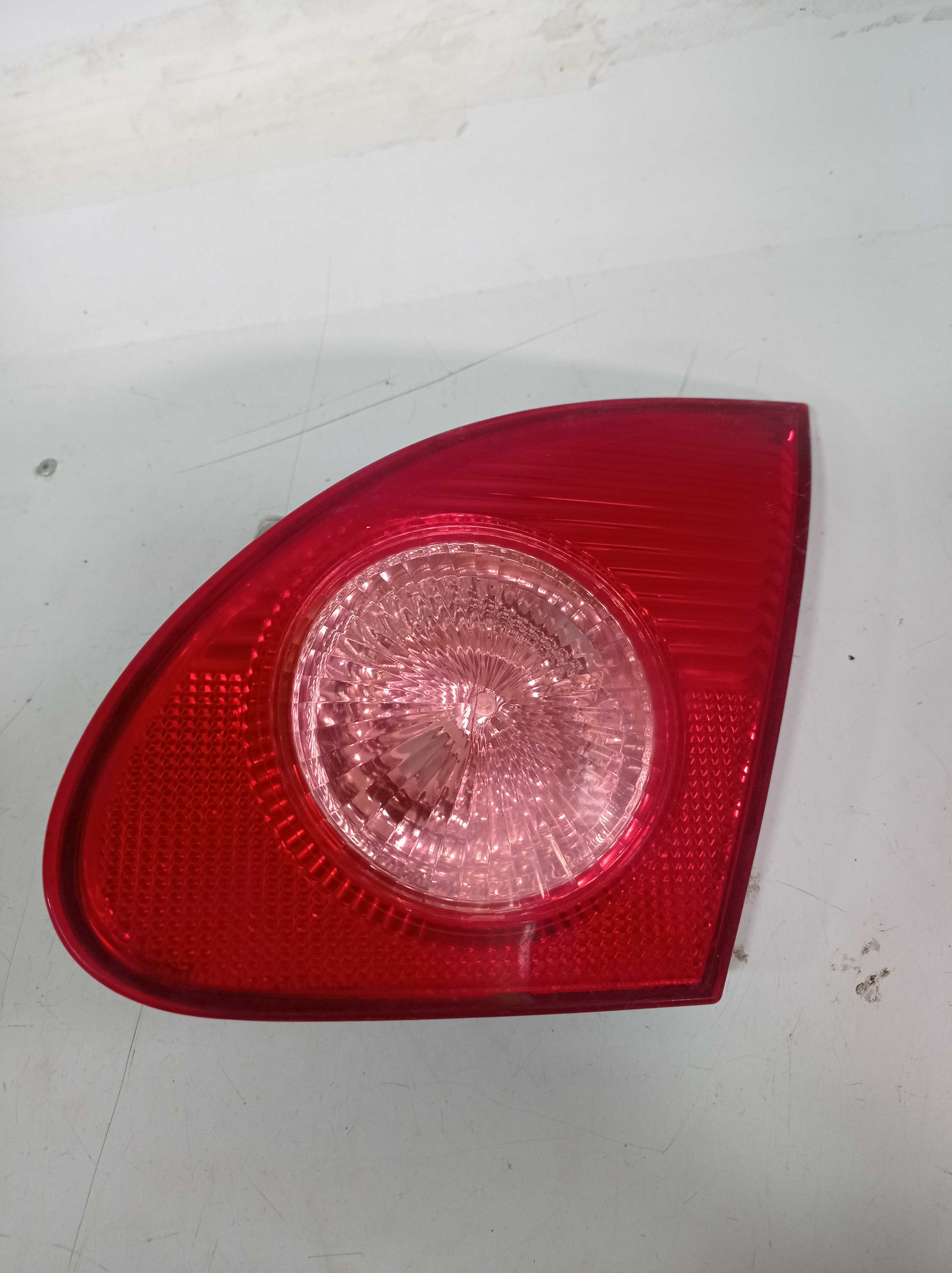 LANTERNA TRASEIRA DIREITA TOYOTA COROLLA 2003 A 2007 1