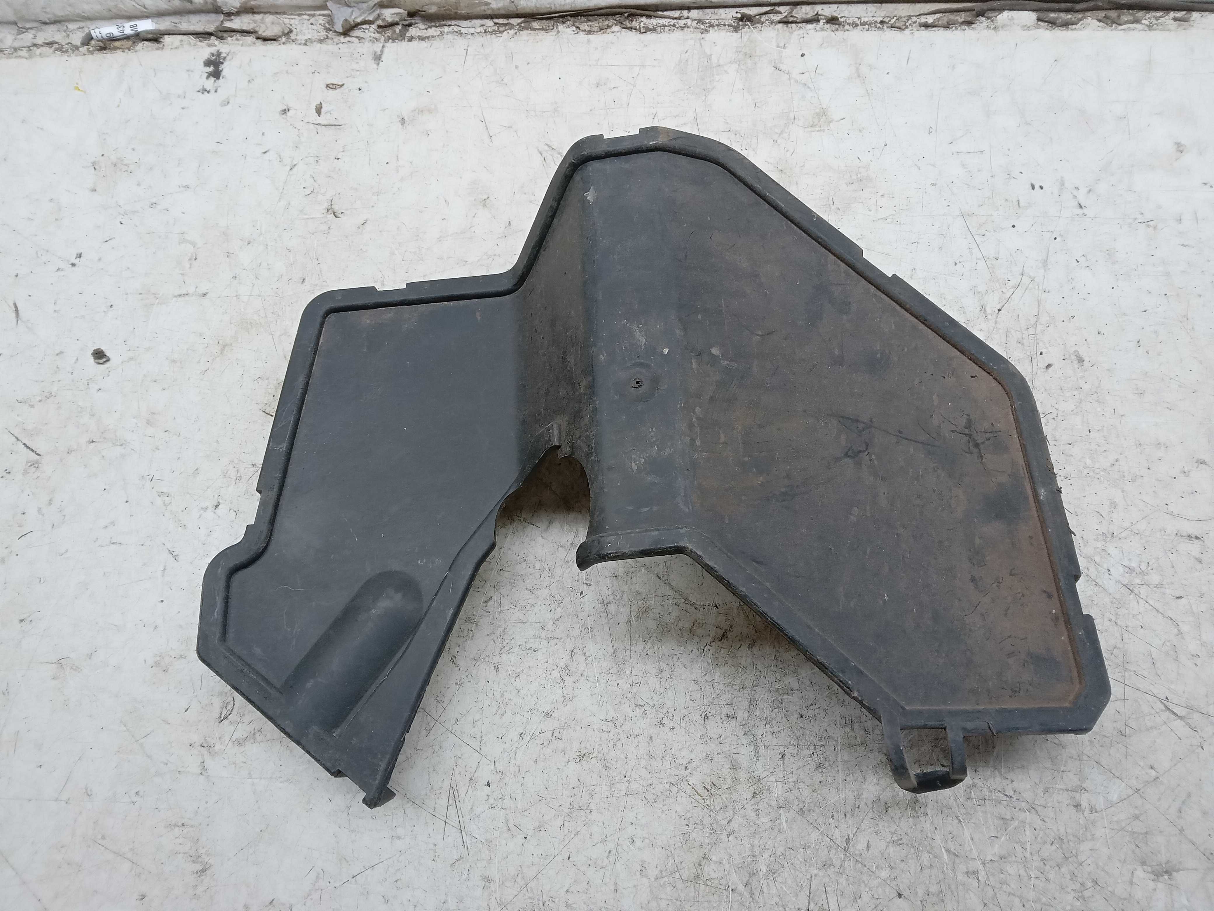 MOLDURA TAMPA CAIXA CAMBIO FORD FIESTA 2013 a 2020