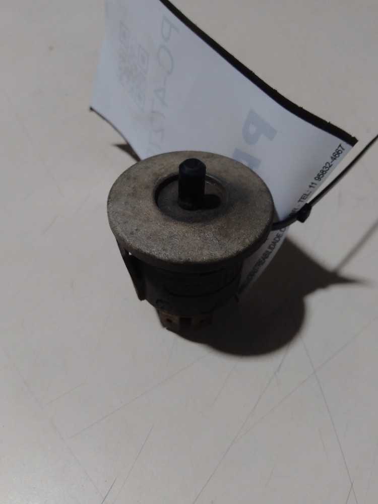 Botão interruptor farol Monza 1982 a 1985