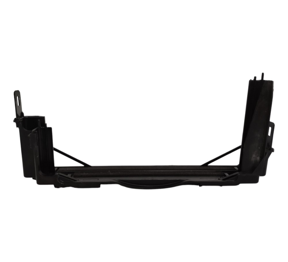Moldura Suporte Inferior Caixa Radiador Volvo Xc90 2015 3