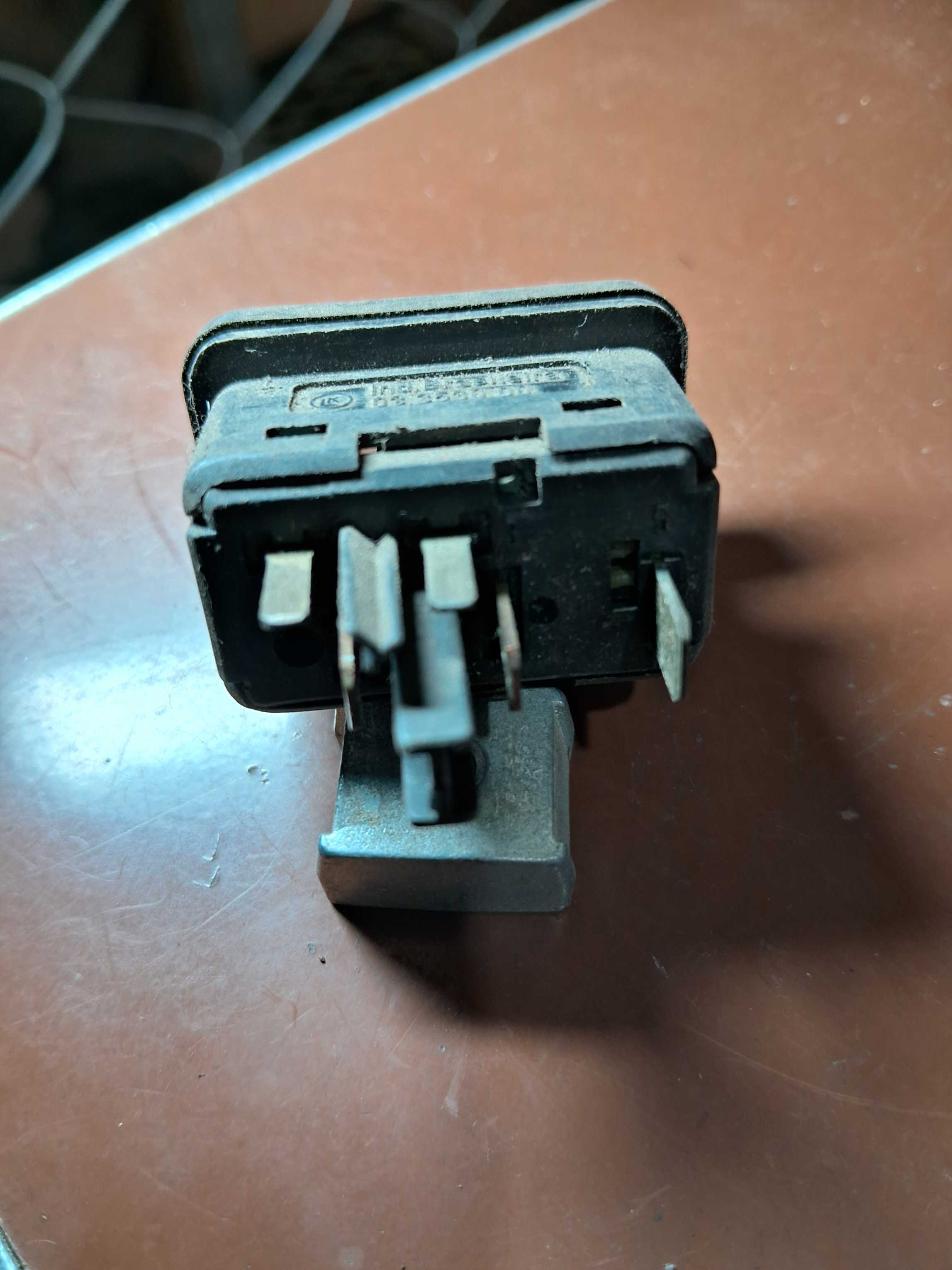 Botão do farol de milha Volkswagen logus/pointer 3