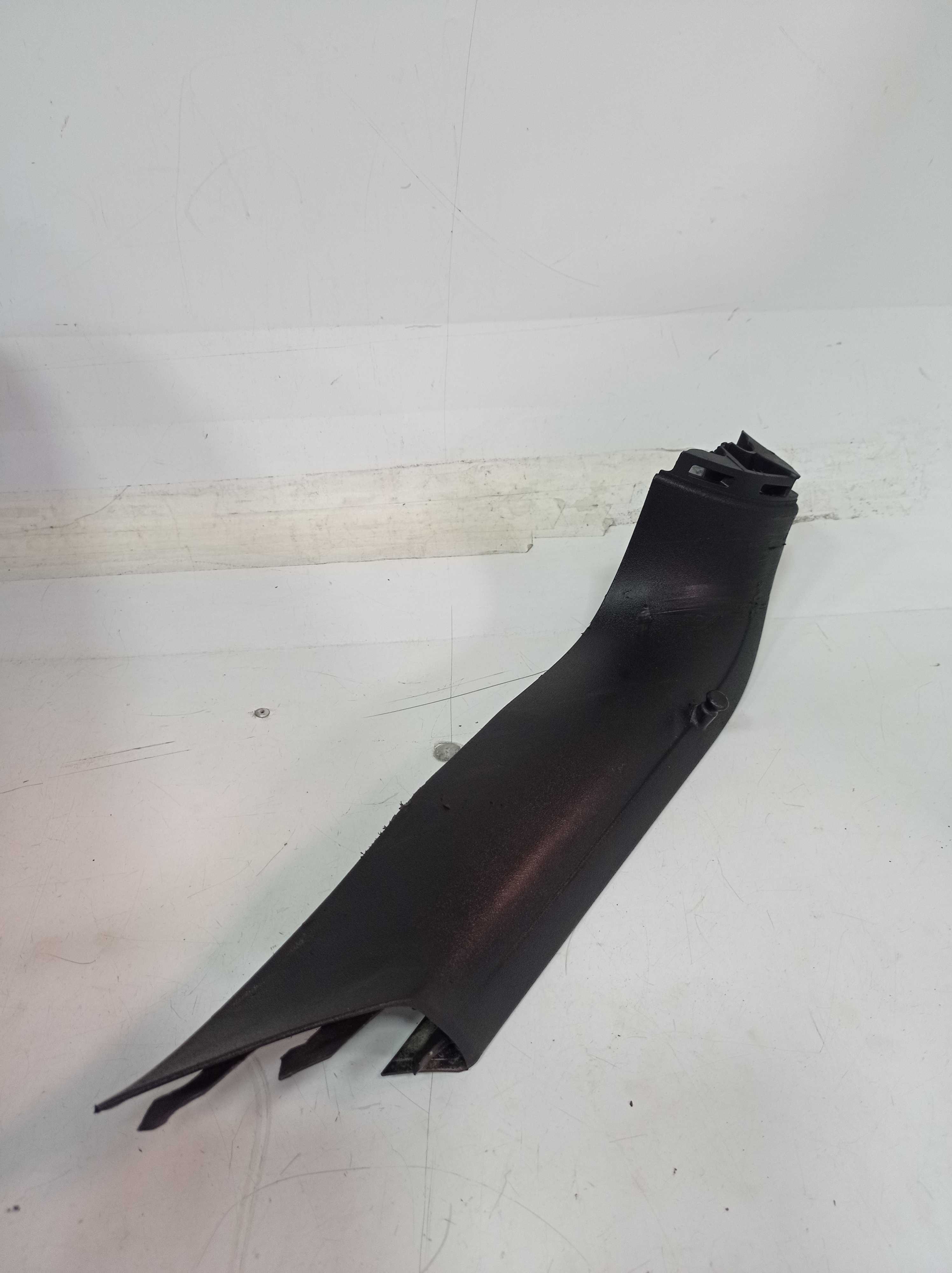 5N0867703B ACABAMENTO TAMPA TRASEIRA VOLKSWAGEN TIGUAN 2017 1