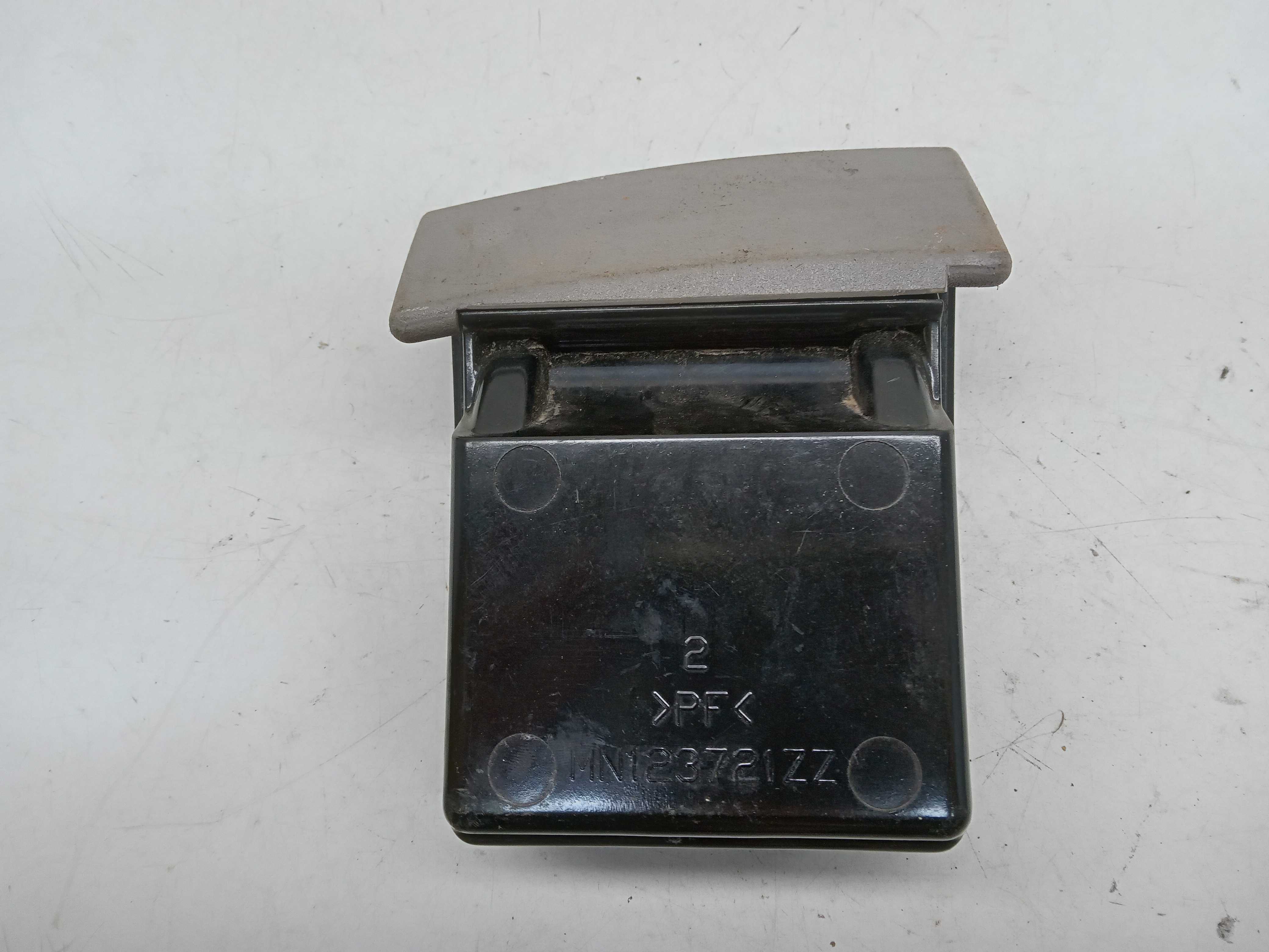 CINZEIRO PAINEL CONSOLE MITSUBISHI L200 TRITON 2