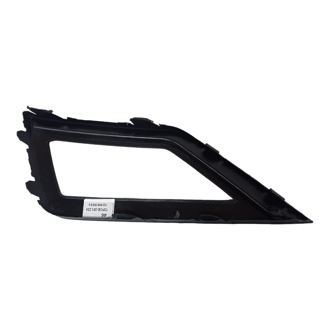Grade Moldura Farol Milha Direita Vw Gol Voyage Saveiro G7  Preto Direito 4