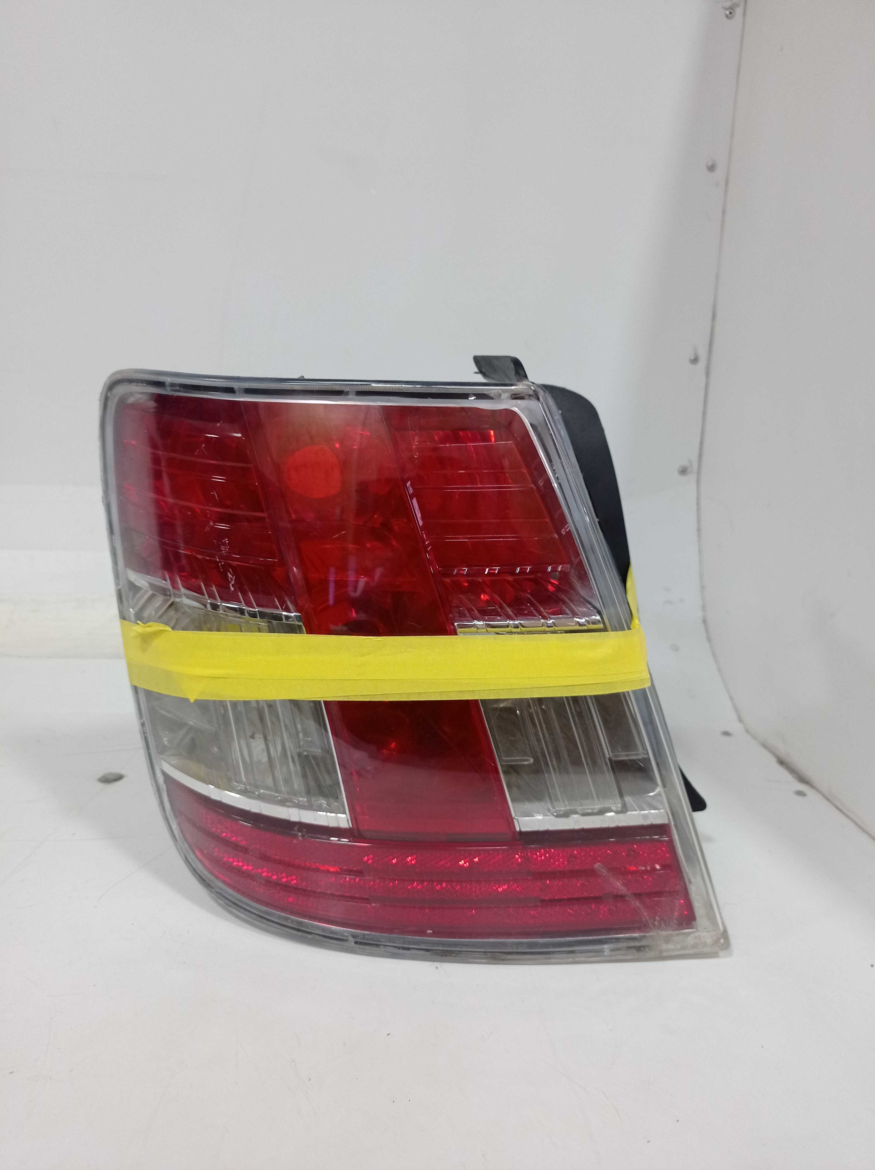 LANTERNA TRASEIRA ESQUERDA FIAT STILO 2010 RECUPERADA 1
