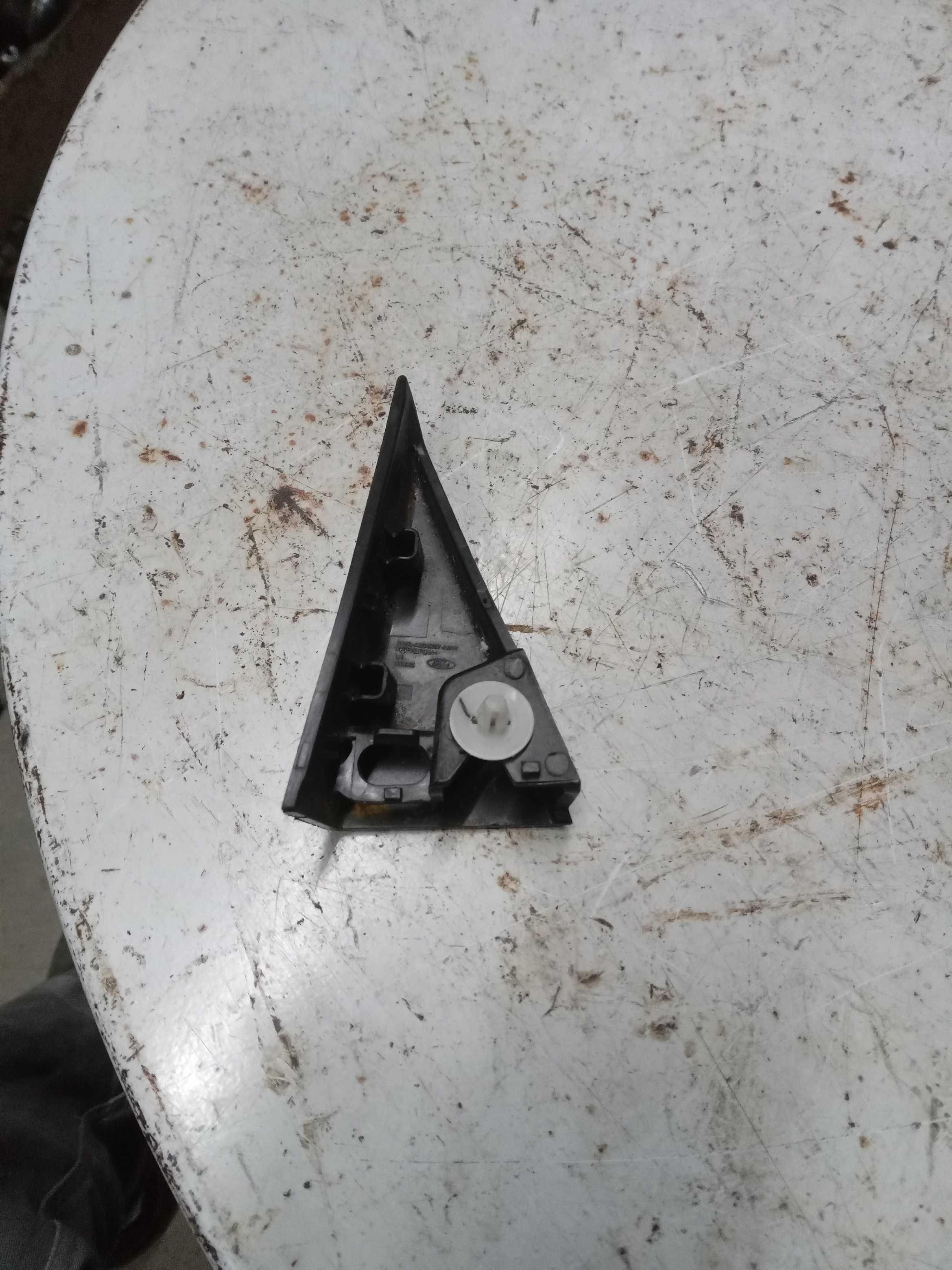 BORDA INTERNA PORTA TRASEIRA ESQUERDA FORD FIESTA 1