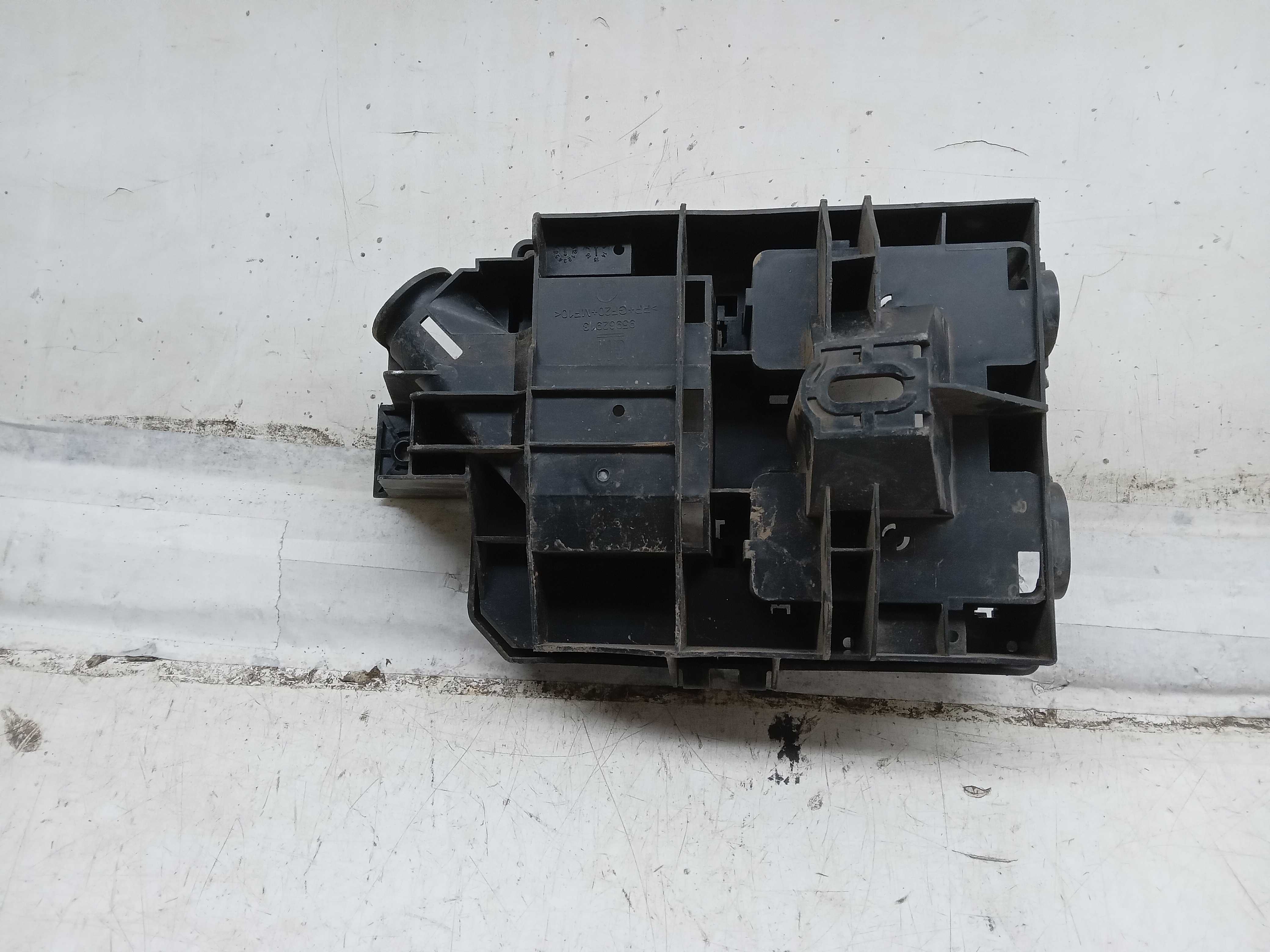 SUPORTE CAIXA FUSÍVEL INFERIOR GM COBALT 2015 2