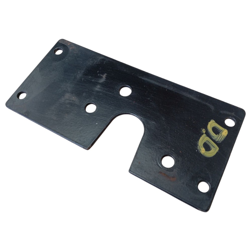Suporte Fechadura Porta Dianteira Direita Troller T4 11 V650
