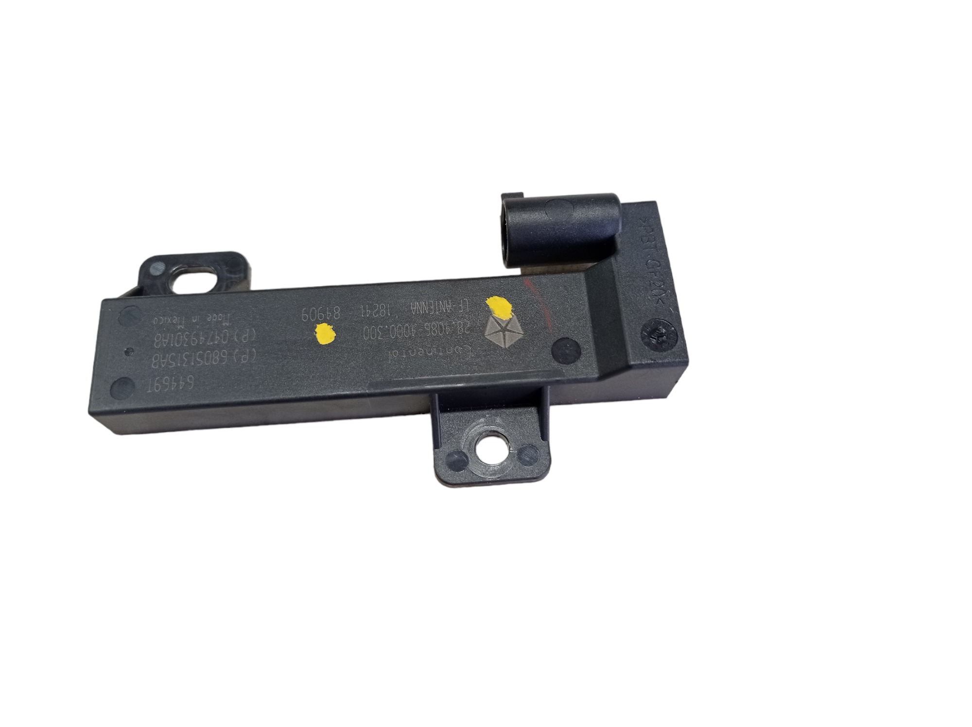 Sensor Antena Traseira Esquerda Jeep Grand Cherokee 14 V580 4