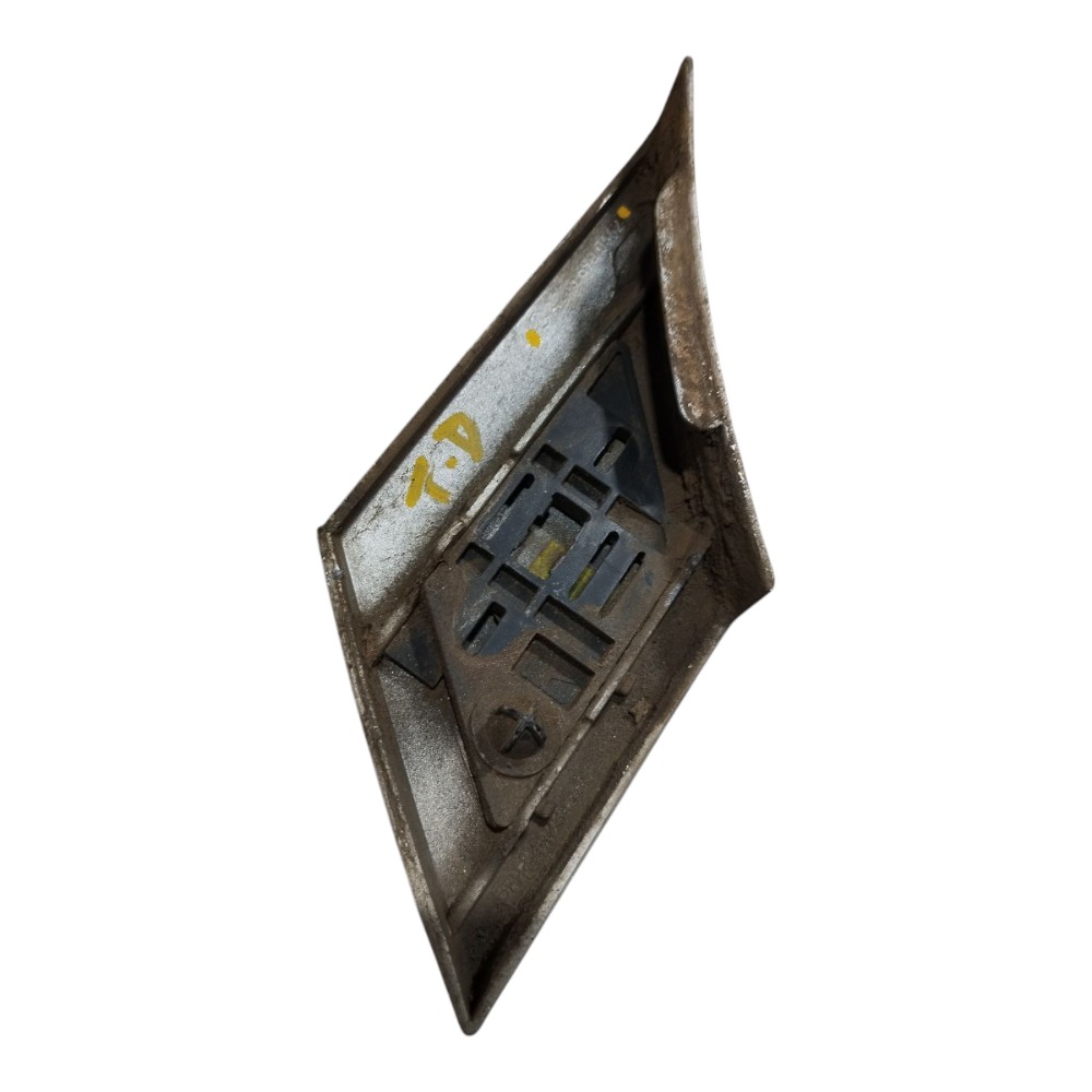 Aplique Caixa Roda Tras Direita Mercedes C180 2002 2007 V661 3