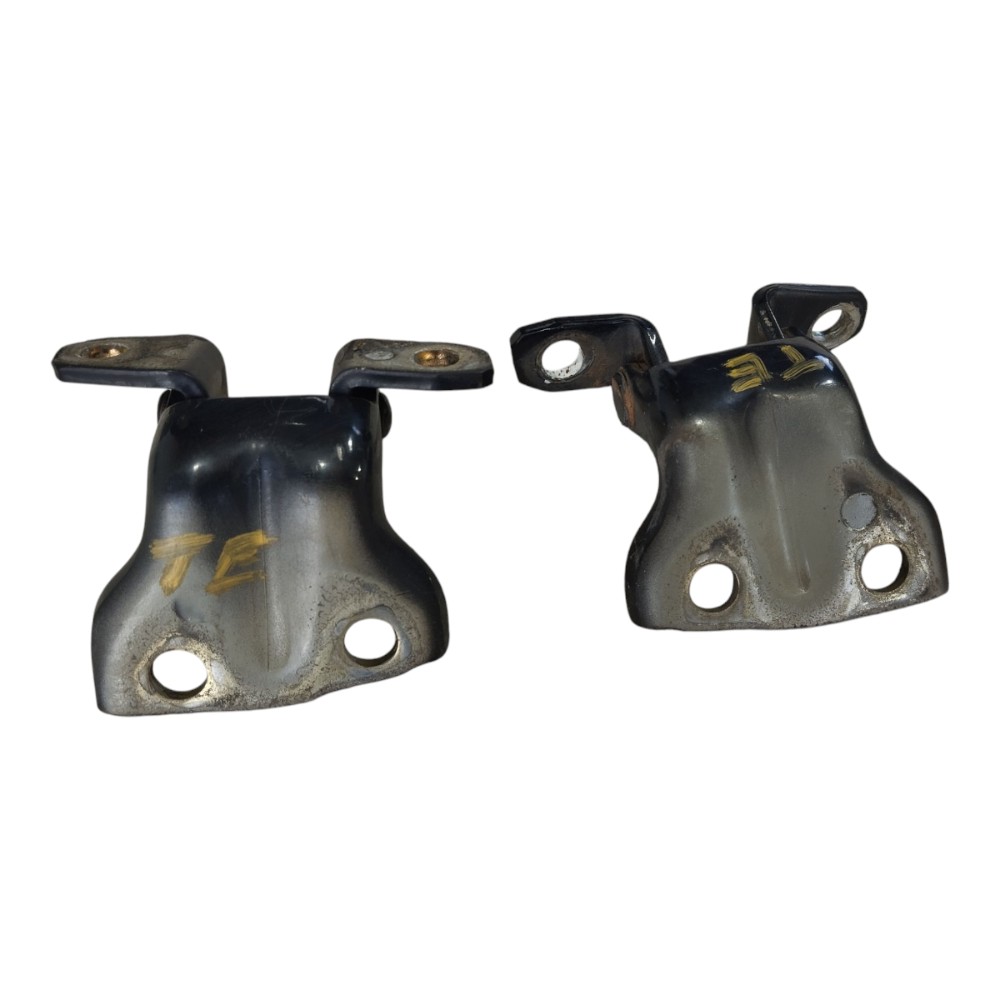 Dobradiça Porta Traseira Esq Mitsubishi L200 Sport 2004 V638 1
