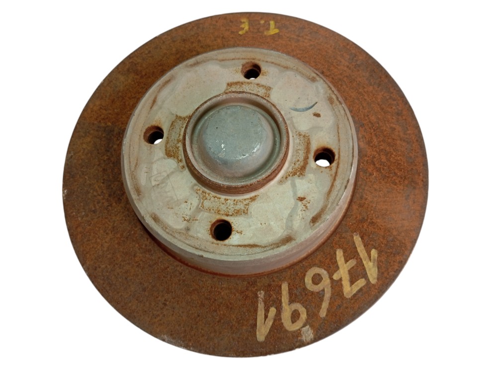 Cubo Roda Traseiro Esquerdo Peugeot 2008 1.6 16v 2019 V341 2