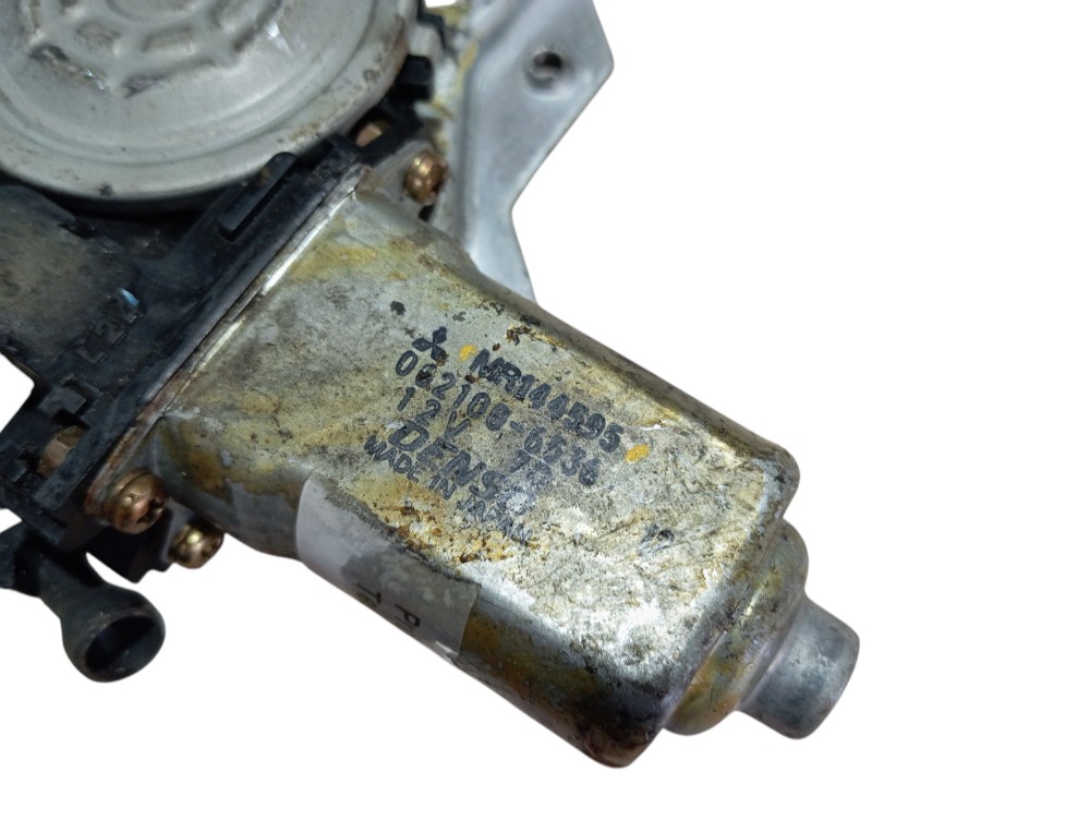 Máquina Vidro Dianteiro Esquerdo Mitsubishi Pajero Sport 03 6