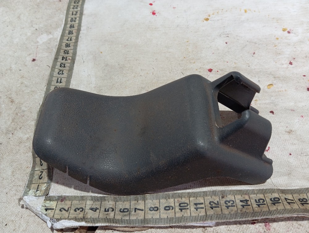 Acabamento Banco Diant Direito Land Cruiser Prado 2005 V620 8