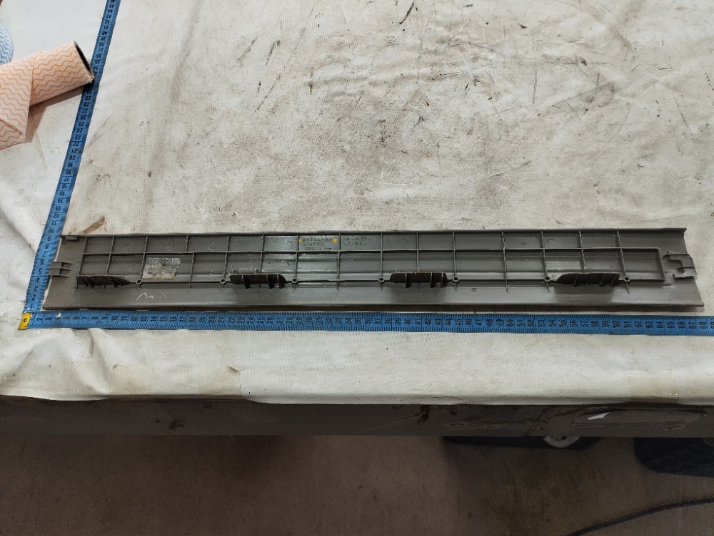 Soleira Dianteira Direita Chrysler Grand Caravan 2003 V578 7