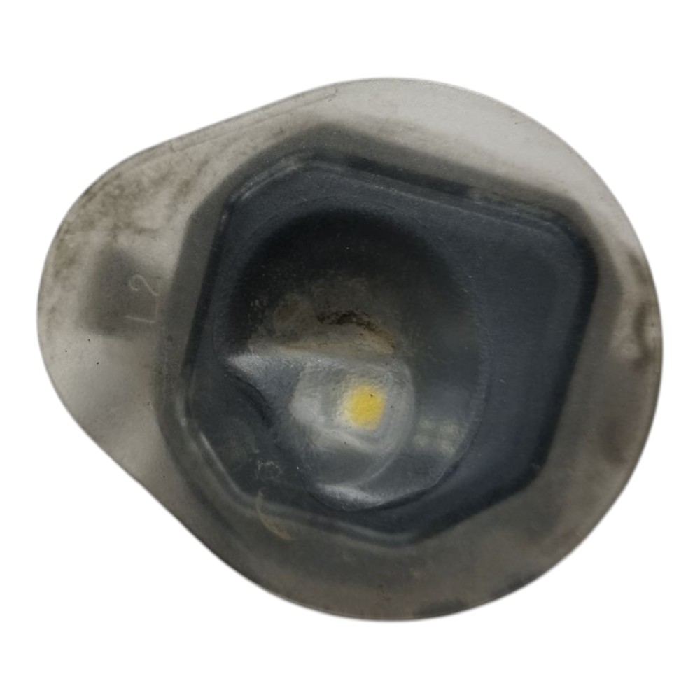 Luz Cortesia Retrovisor Esq Ram Rampage 2023 2025 V659 9