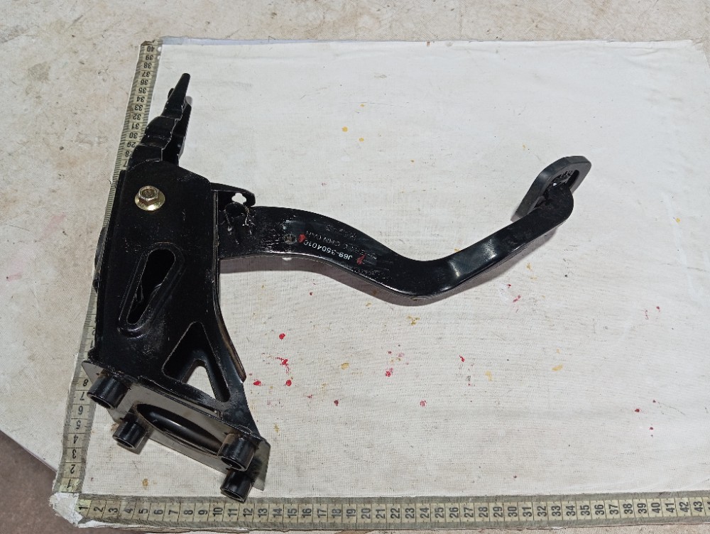 Pedal freio Chery Tiggo 2 2020 V613 9