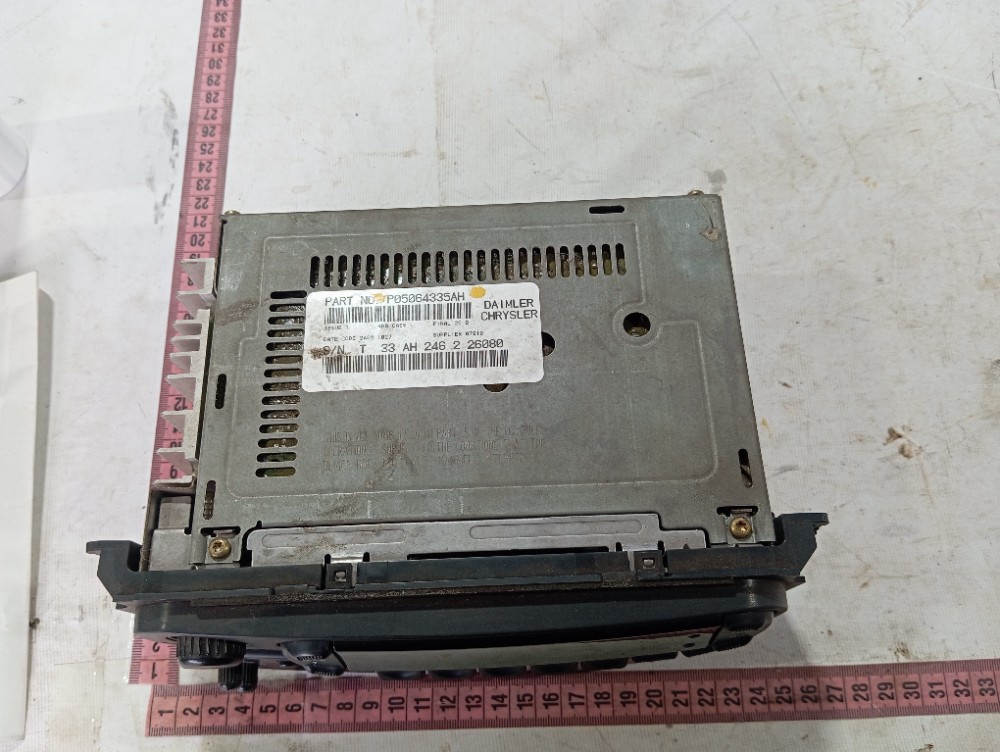 Rádio Chryler Grand Caravan 2003 V578 9