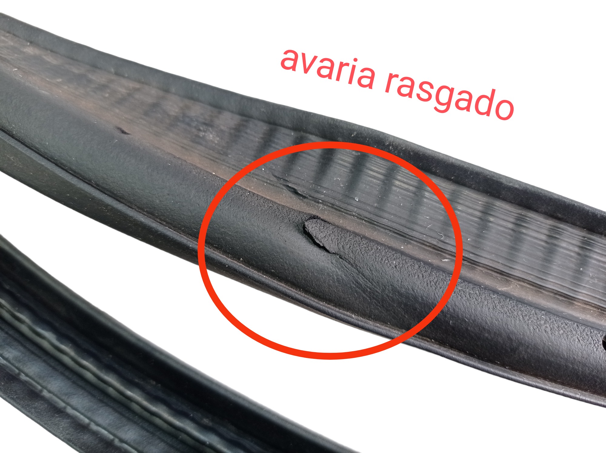Borracha Tampa Traseira Hyundai Hb20 Confort 2023 V590 7