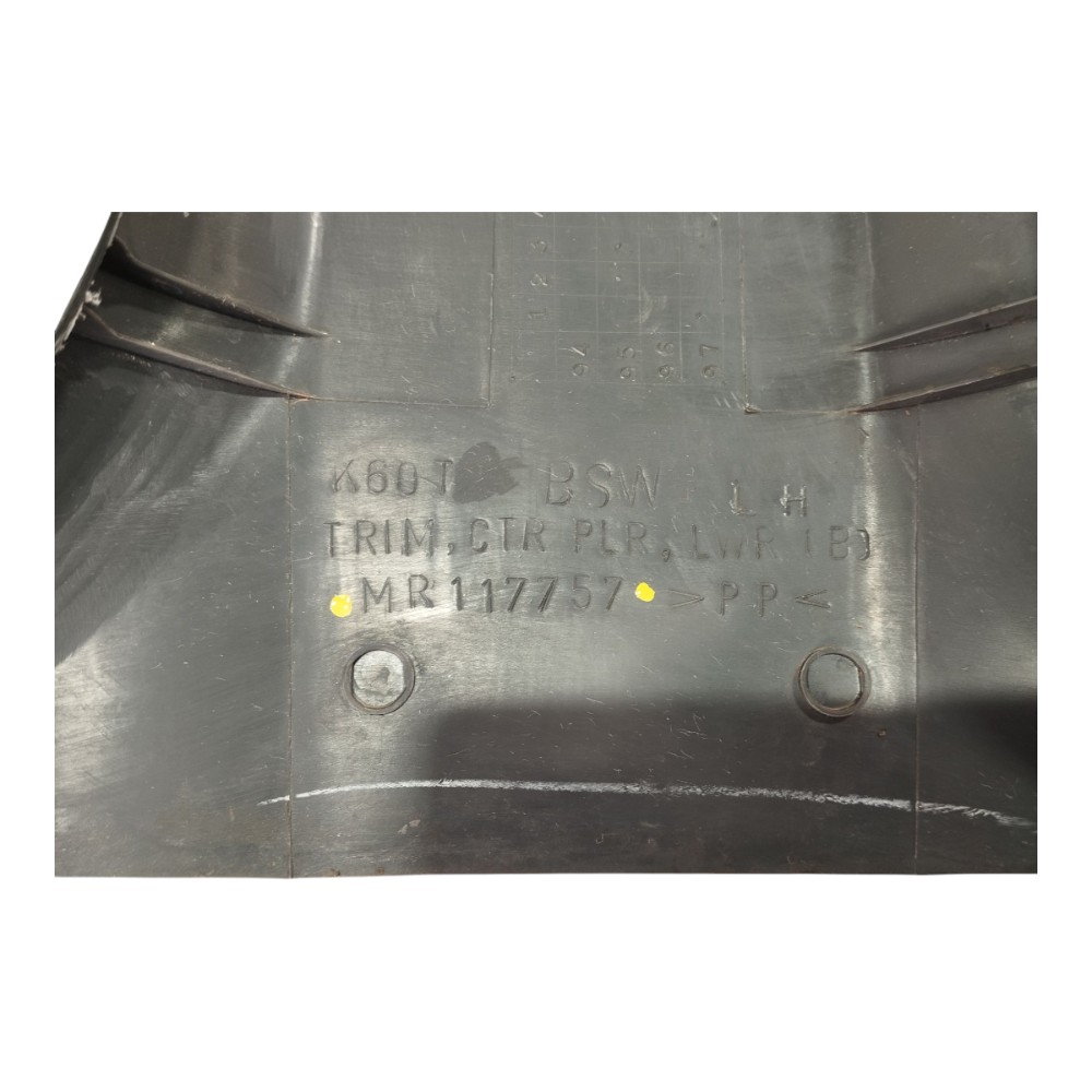 Acabamento Coluna Esquerdo Mitsubishi L200 Sport 2004 V638 2