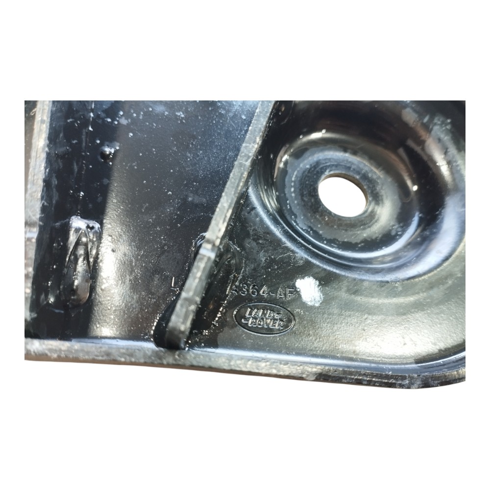 Suporte quadro suspensão traseiro dir Rover Defender 22 V645 5