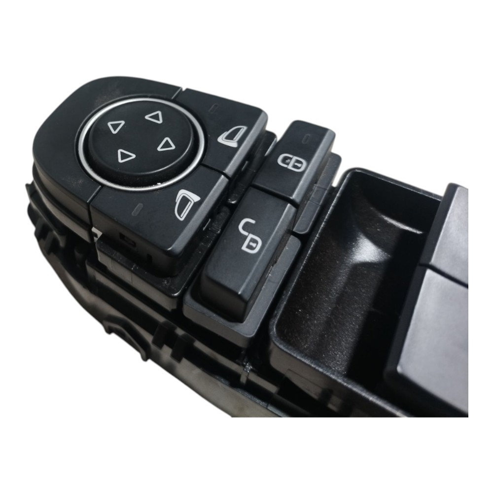 Botão Vidro Dianteiro Esquerdo Byd Dolphin Gs 2024 2025 V666 4