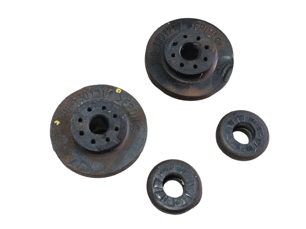 Coxim Inferior Radiador Chery Tiggo 2 Look 1.5 2020 V613 2