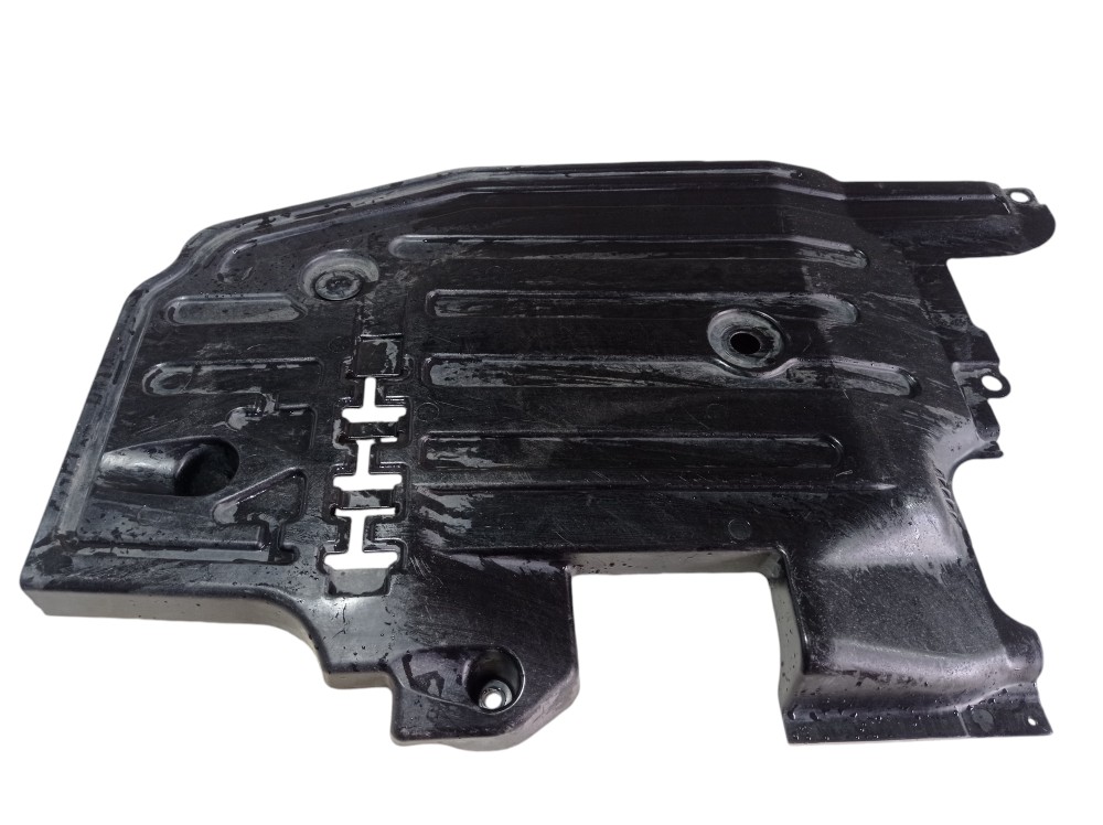 Protetor Assoalho Traseiro Esquerdo Volvo Xc60 T5 2020 V606