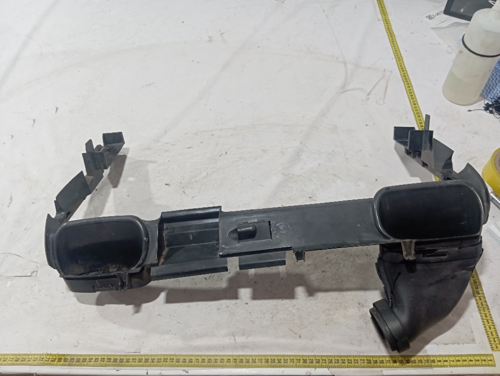 Defletor Superior Radiador Mercedes C180 2002 2007 V661 8
