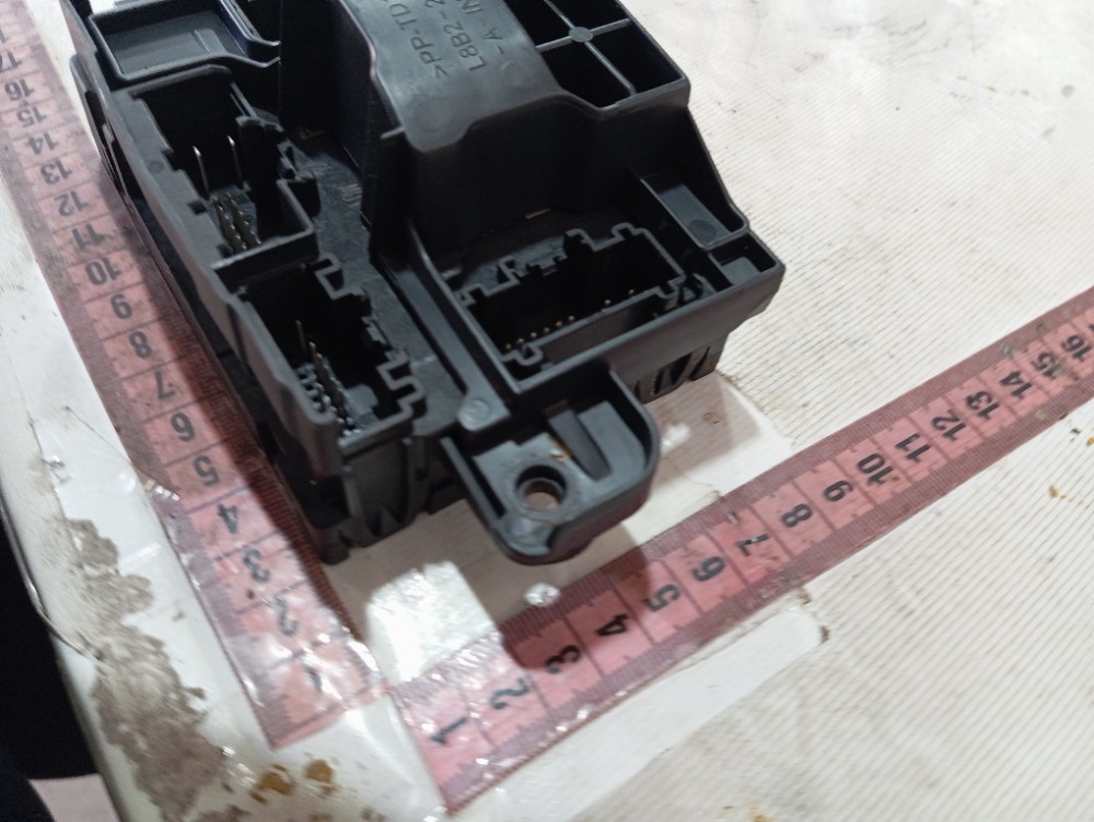 Módulo Porta Dian Esquerda Land Rover Defender 21 2022 V645 9