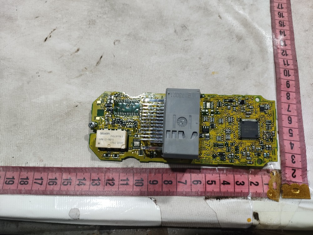 Placa comando vidro dianteiro esquerdo honda hrv 2020 V660 9