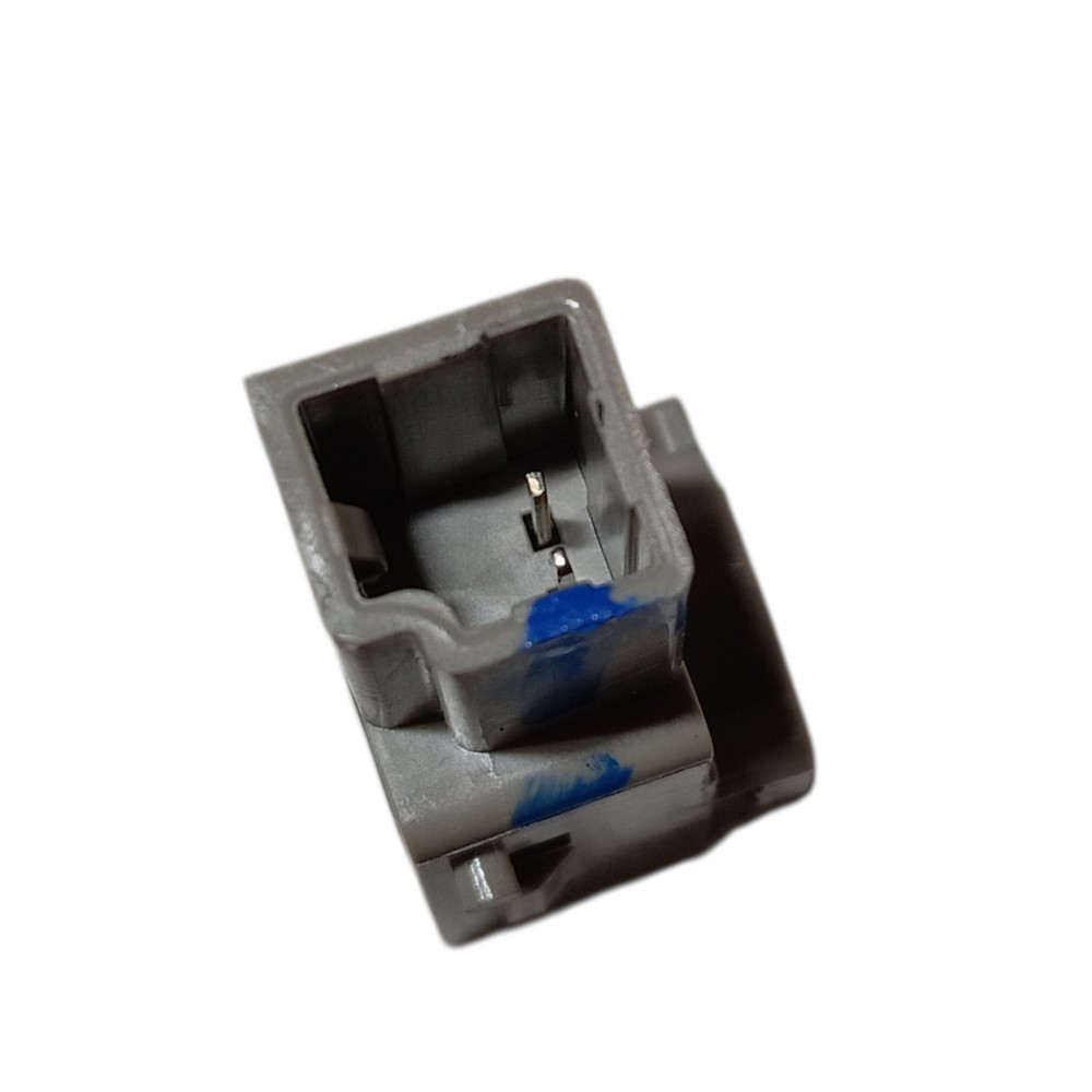 Luz Cortesia Porta Luvas Byd Song Pro 2025 V669 1