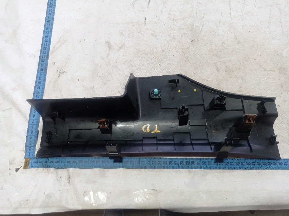 Soleira Traseiro Direito Jac Ej7 2023 V618 8