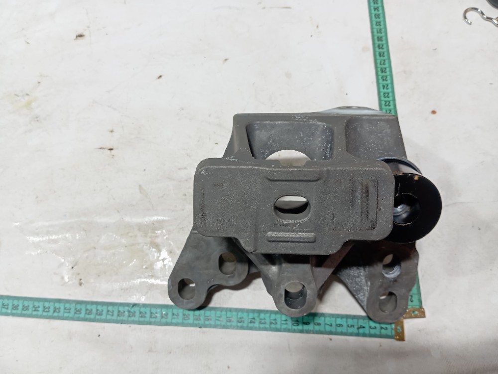 Supor coxim motor direito discovery sport 2020 V680 7