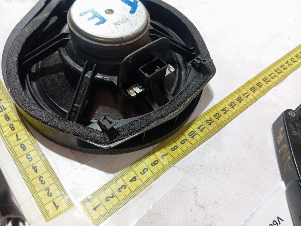 Alto Falante Porta Tras Esquerda Honda Hrv 2016 A 2020 V660 5