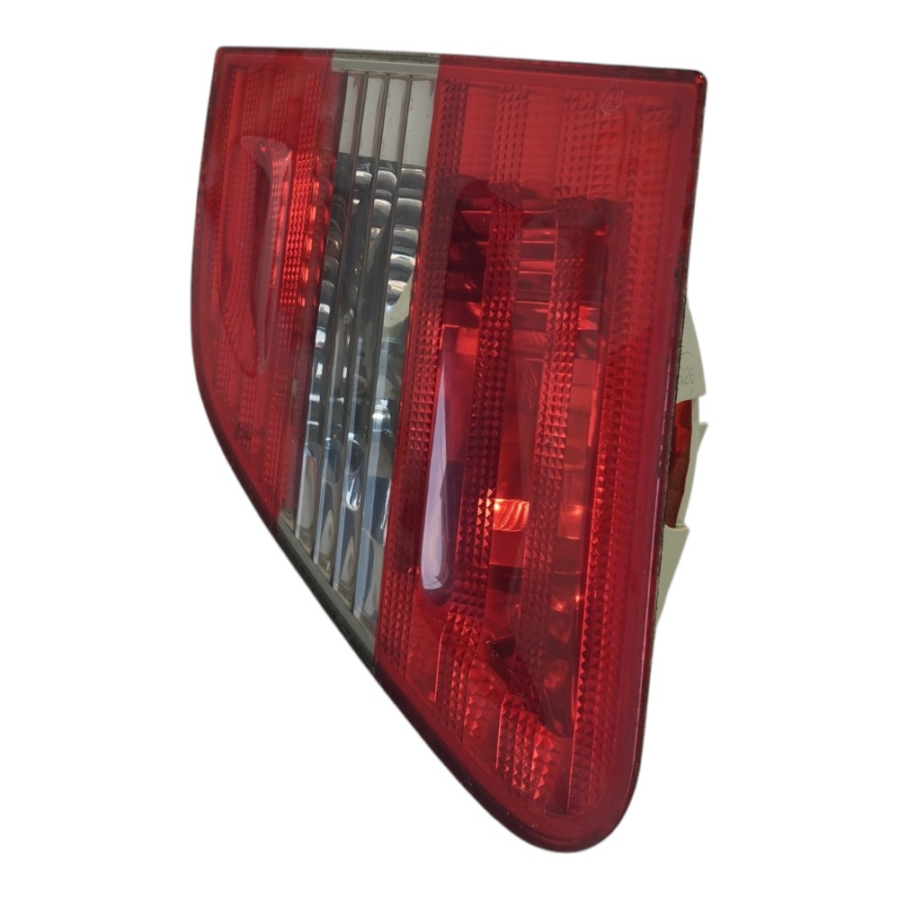 Lanterna Tampa Tras Direito Mercedes B180 2010 V630 5