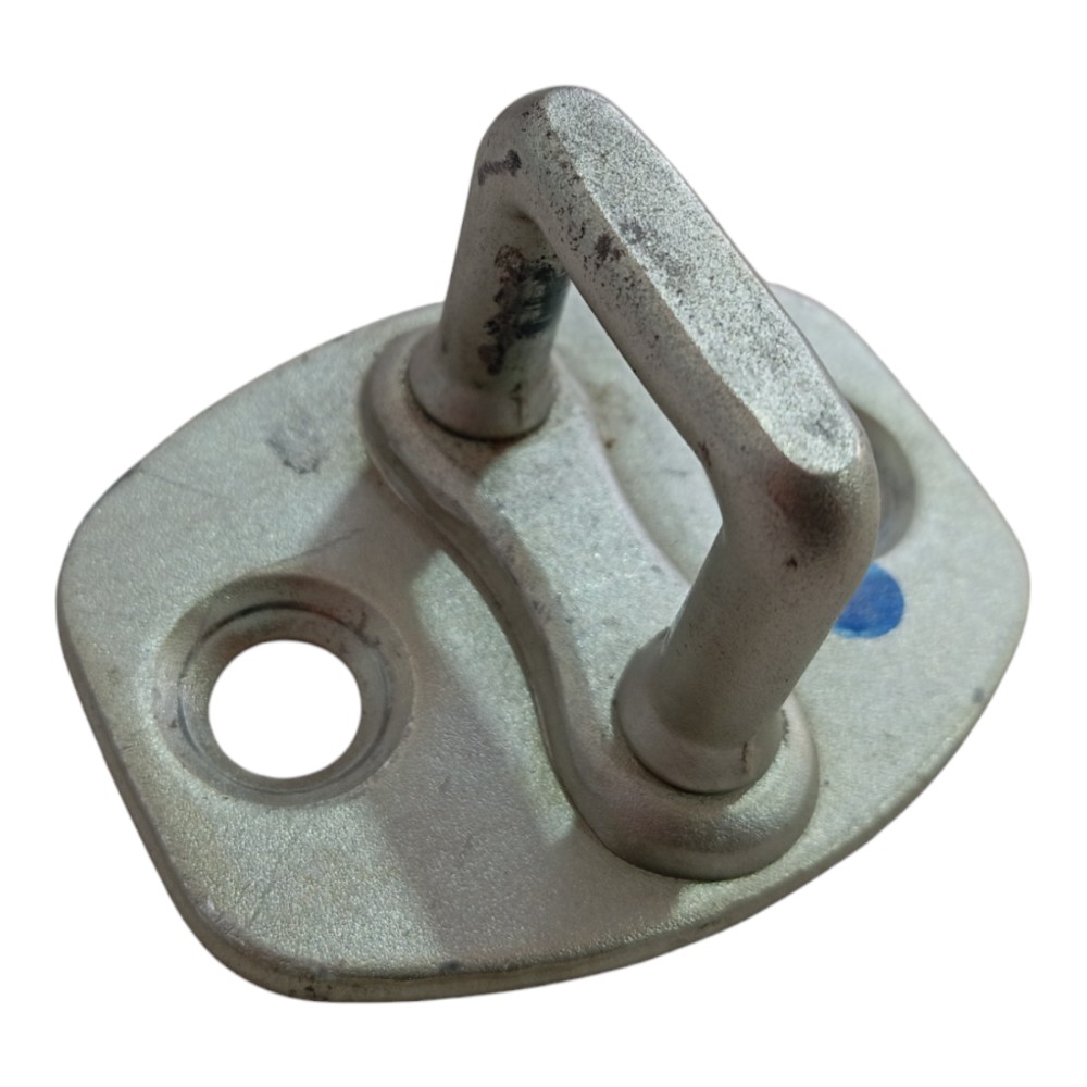 Batente Porta Gm Tracker 2020 2025 V627 1