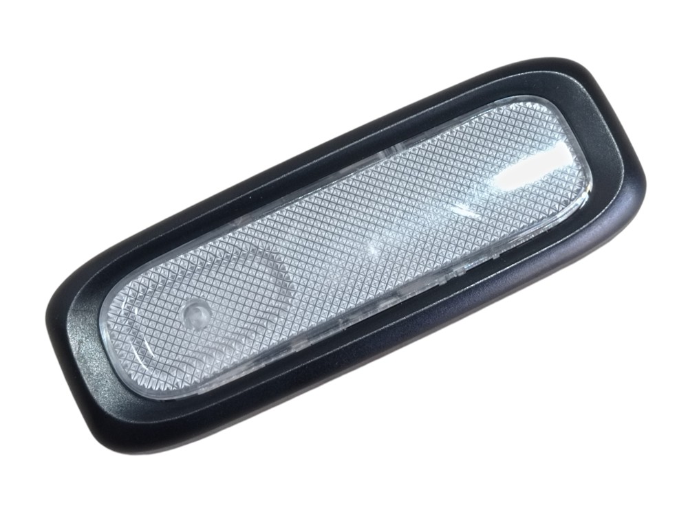 Luz Cortesia Porta Malas Direito Ssangyong Xlv 2018 V612 4