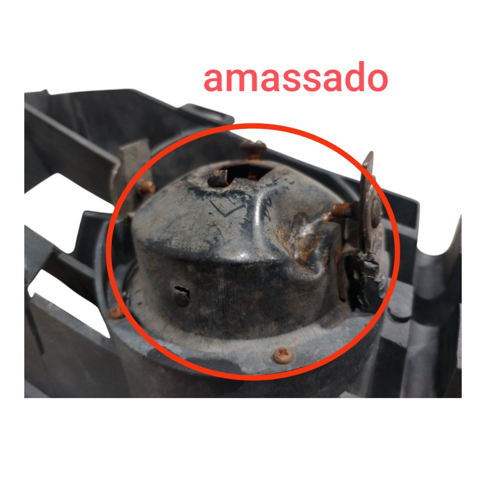 Moldura Farol Milha Esquerdo Vw Golf 2002 V373 3