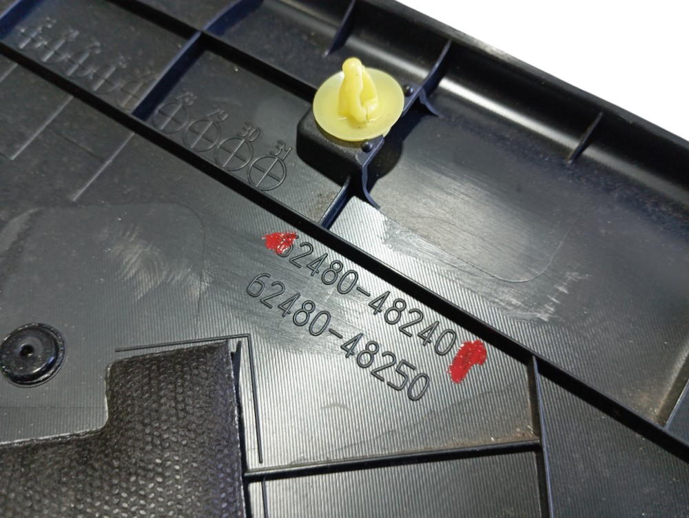 Acabamento Sup Coluna Traseira Esquerda Rx500hf 2023 V619 8