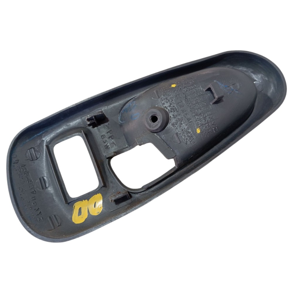 Moldura Maçaneta Int Porta Diant Direita L200 Sport 06 V647 Dianteira 3
