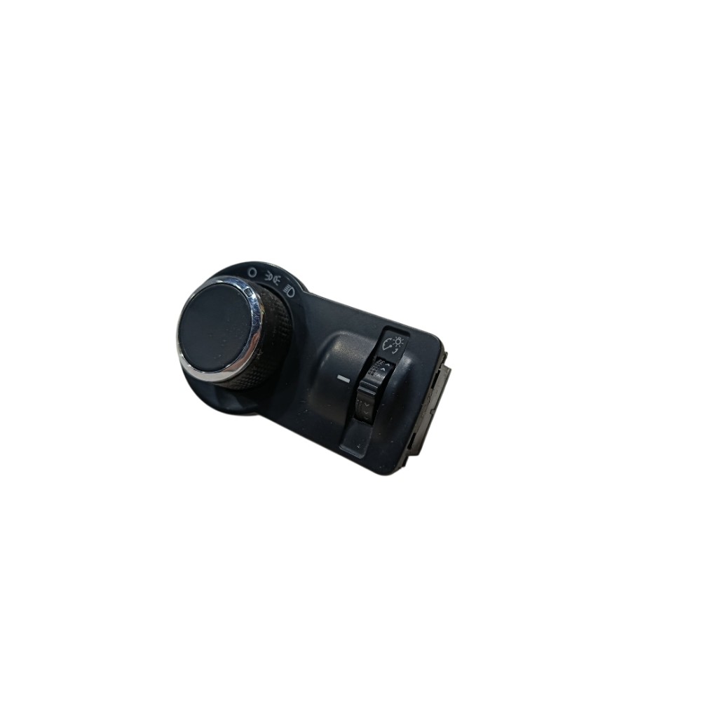 Comando farol GM Montana 2015 4