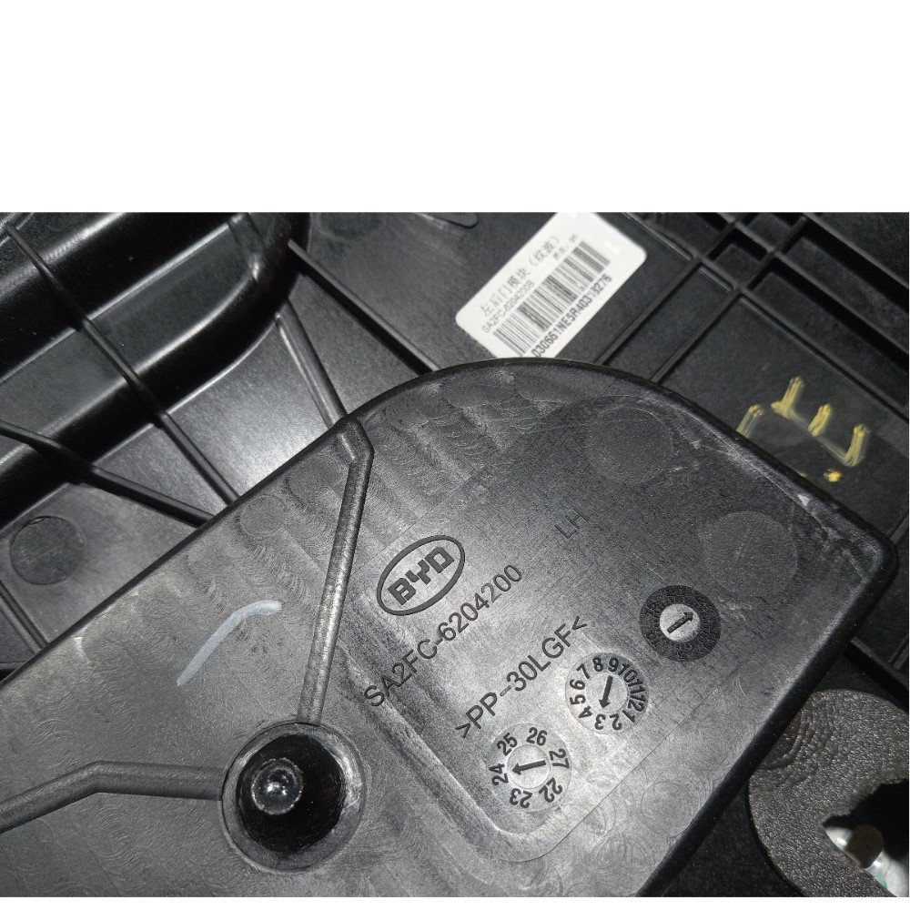 Suporte máquina vidro porta tras esquerda Song Pro 2025 V669 9